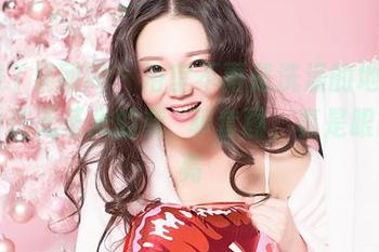 GIRLT果团网 – 浴室不再是洗澡的地方,看看这无圣光的龚玥菲套图,真是眼前一亮