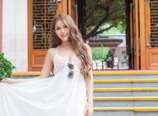 IMiss爱蜜社 – Angela小热巴的校园套图：这气氛，简直让人心动得快窒息了！