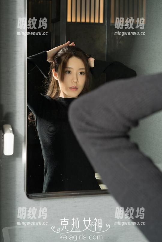 KelaGirls克拉女神-芊芊 KelaGirls克拉女神 - 福利满满的芊芊私藏:图包里时尚与性感的极致邂逅