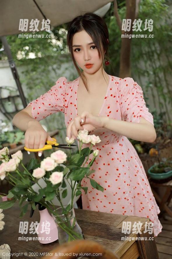 MFStar模范学院-艾莉Evelyn MFStar模范学院 - 艾莉Evelyn图册最新剧情:好想跟她一起演这出戏!