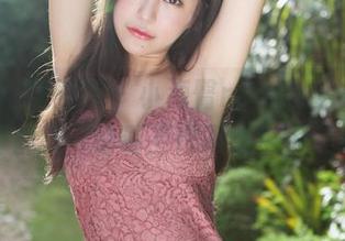 MyGirl美媛馆 – 小海臀rena的办公室写真合集:谁说工作不能也很美?