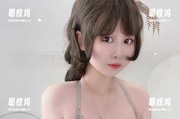 PAKI草莓酱 在柴郡,PAKI草莓酱和图库的浪漫碰撞!