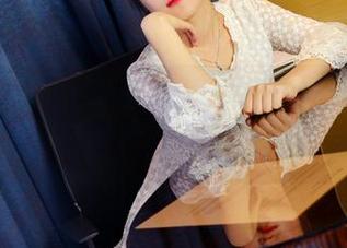 PANS写真 – 新模试镜挑战:团团的私拍套图,看看她如何巧妙摆姿势!