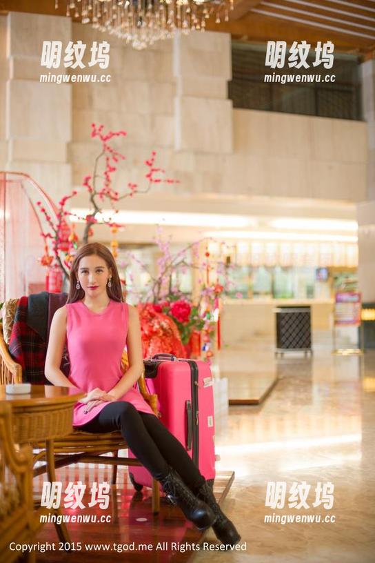 QingDouKe青豆客 - 王明明校服套图：一件衣服竟然能把我带回去十年前