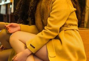 TouTiao头条女神 – 原图魅力无限,杨漫妮baby的纯白写真带我体验了一把‘清纯’的定义。