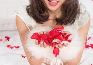 UGirls尤果网 – 全集来袭！杨晨晨泳衣作品，看看她如何把阳光穿上身？