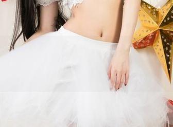 UGirls尤果网 – 高清图库一探究竟——谭晓彤的泳装时尚冒险！