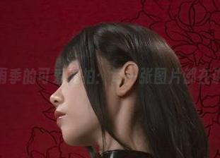 Uki雨季的可爱私拍:每一张图片都在讲故事