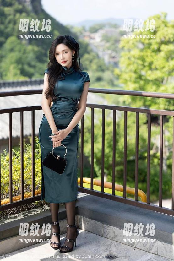 XIAOYU语画界-Miko酱吖 XIAOYU语画界 - 分享:Miko酱吖的女仆套图,人人都能做的秋日限定角色扮演!