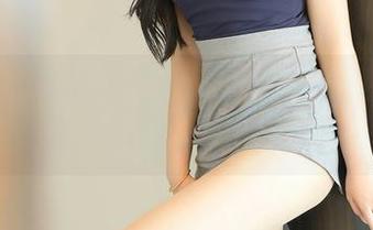 Xiuren秀人网 – 古月小同学眼镜套图最新档案:好奇眼镜的那些秘密