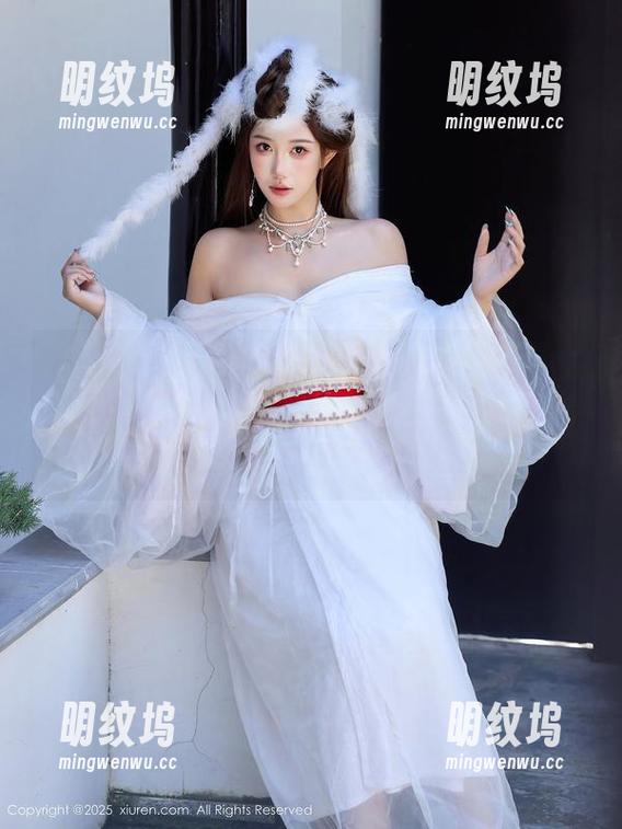 Xiuren秀人网 - 网袜？不，是小橘子orange写真适用于任何场合的“下载”指南！