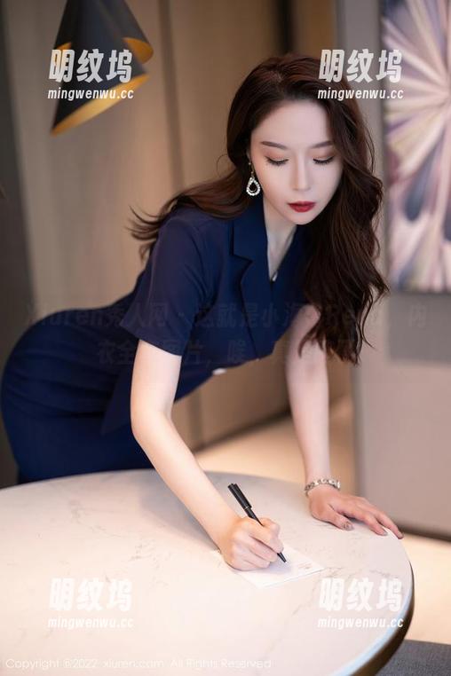 Xiuren秀人网 - 这就是小海臀Rena，内衣全套图片，唉，真是醉了