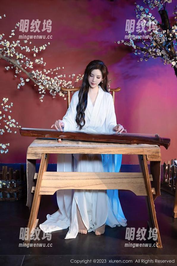 Xiuren秀人网 - “温柔的柔”总能把万圣节拍得这么美，原图和你一起拆解背后的故事。