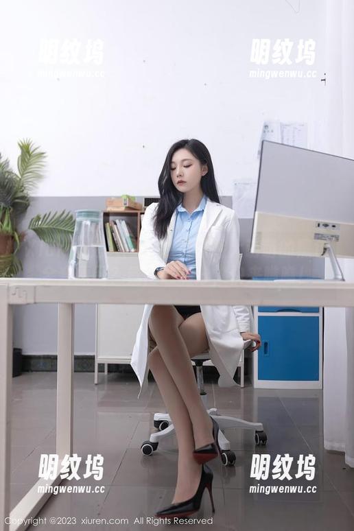 Xiuren秀人网 - 想看米妮大萌萌的黑色全套原图？氛围感满分，快来瞧瞧！