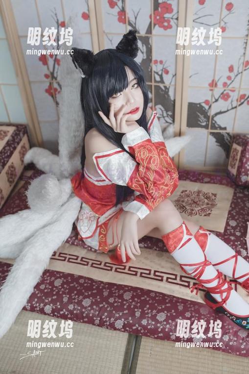 Yuna(윤아)带你在线游历油亮世界，发现无限资源与光泽！