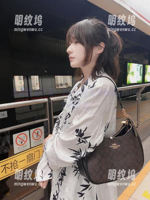 Zyra秋 定制图集专属:Zyra秋与她的赎罪修女角色扮演
