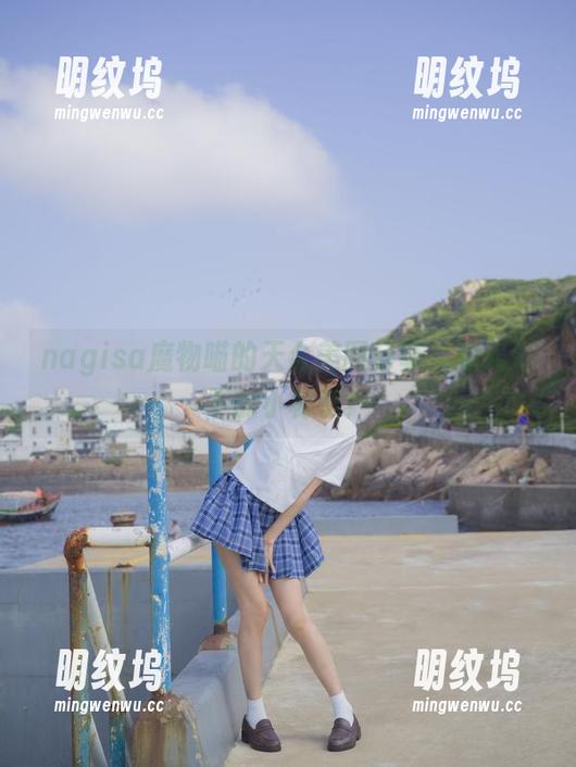 nagisa魔物喵 nagisa魔物喵的天台美图分享,聚光灯下的小秘密!