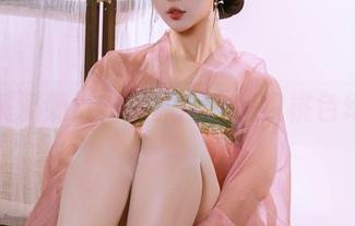云溪溪奶桃,在原图中编织桃色幻想