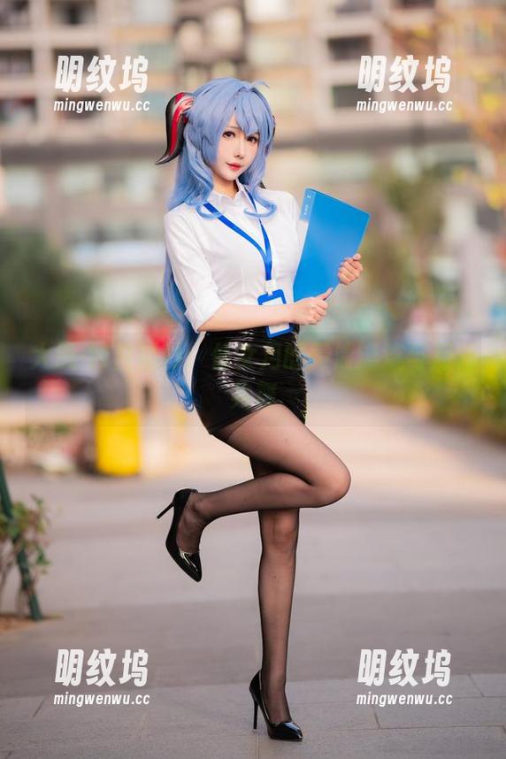大凤-纯白婚纱：仙女月的高清漂流与月光共舞