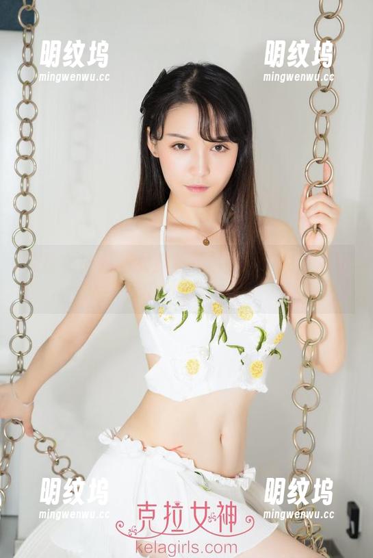 克拉女神-慕菲 克拉女神 - 修女慕菲的写真:谁说清规戒律中没有魅力?