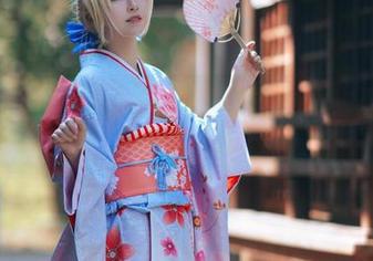 别错过!半半子的和服写真更新,暗藏了多少美丽的秘密?