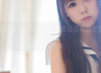 向小圆:白色软绵绵的幻想,写真集精选里藏着你意想不到的柔情!