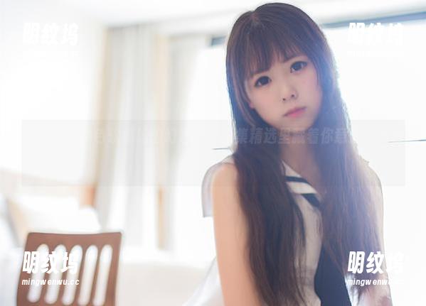 向小圆 向小圆:白色软绵绵的幻想,写真集精选里藏着你意想不到的柔情!