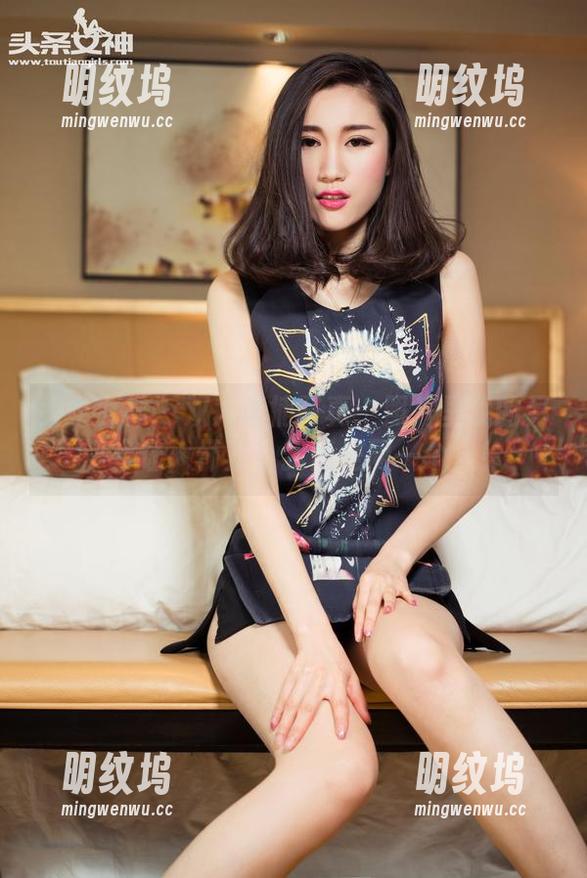 头条女神-蔡楠 头条女神 - 双人蔡楠写真:照片里我的另一半让人怀疑,我俩是同一个人!
