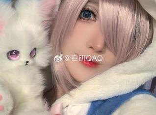 妖君白研女王图包:每一张都像是打了马赛克的梦境,让人浮想联翩。