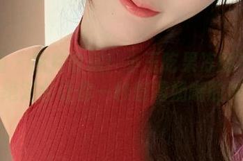 微密圈 – 照片收藏！小玉吃果冻的牛奶肌肤，绝对会让你一秒想喝奶咖的冲动！