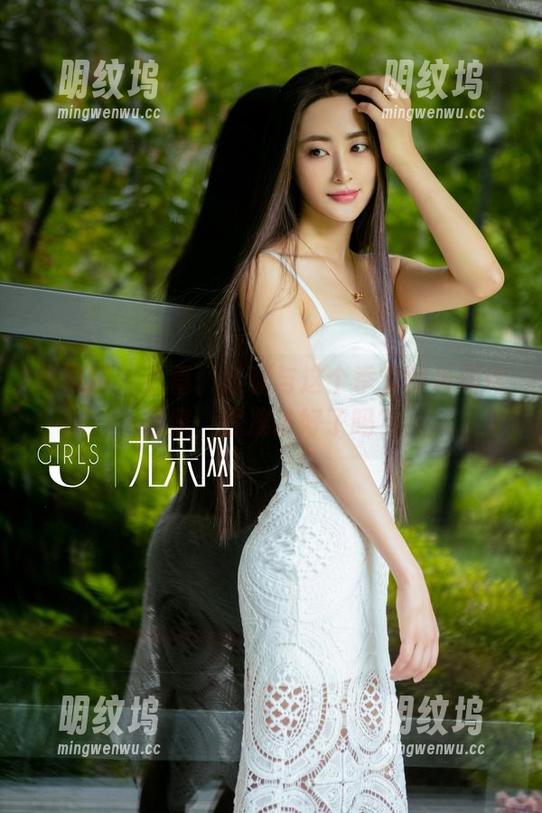 尤果网-小喜 尤果网 - 小喜、红裙与这个季节的最新作品集,你准备好了吗?