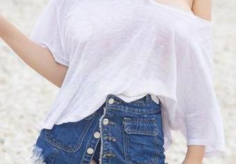 尤果网 – 谁说女仆不能可爱？栗子写真全集带你打开新世界