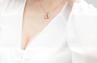 推女神 – 泳衣写真大揭秘:杨上萱把阳光藏进了箱子里