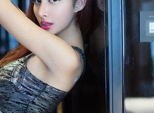 推女郎 – 别再觉得奶牛无趣!Rita的定制写真让你颠覆认知