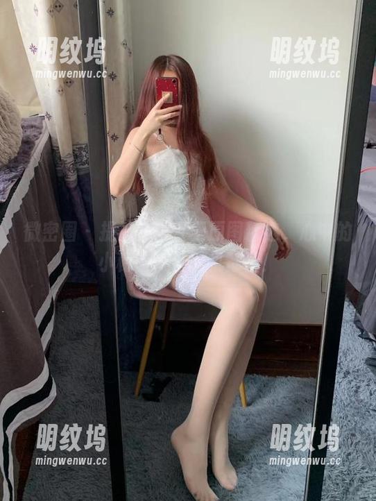 提袜少女 微密圈 - 提袜少女女王原图精选,心中的小秘密,老司机都懂!