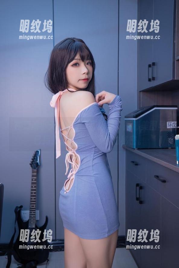 无颜小天使wy 在无颜小天使wy的红裙里,高清美图早已揭露了她光芒背后的秘密。