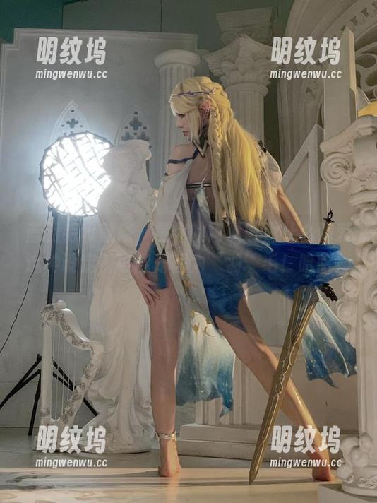 是你的阿薰呀 蓝羽毛w魅魔,是你的阿薰呀为什么偏爱这种设定?可能是因为‘羽’毛!哈哈!