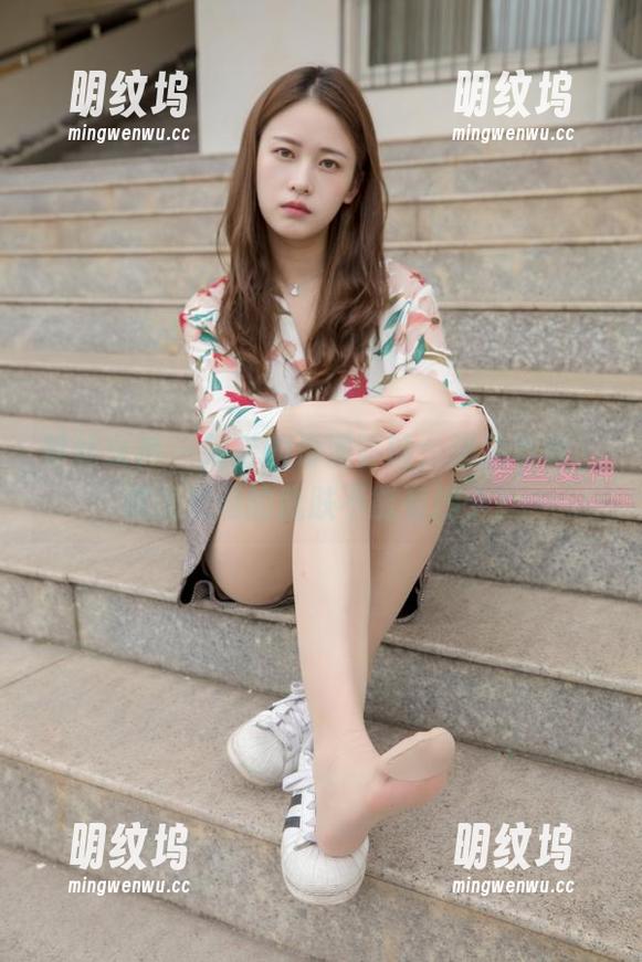 梦丝女神 - 刘诺的海滩冒险：海边写真，谁说光滑的肌肤不能有沙子？