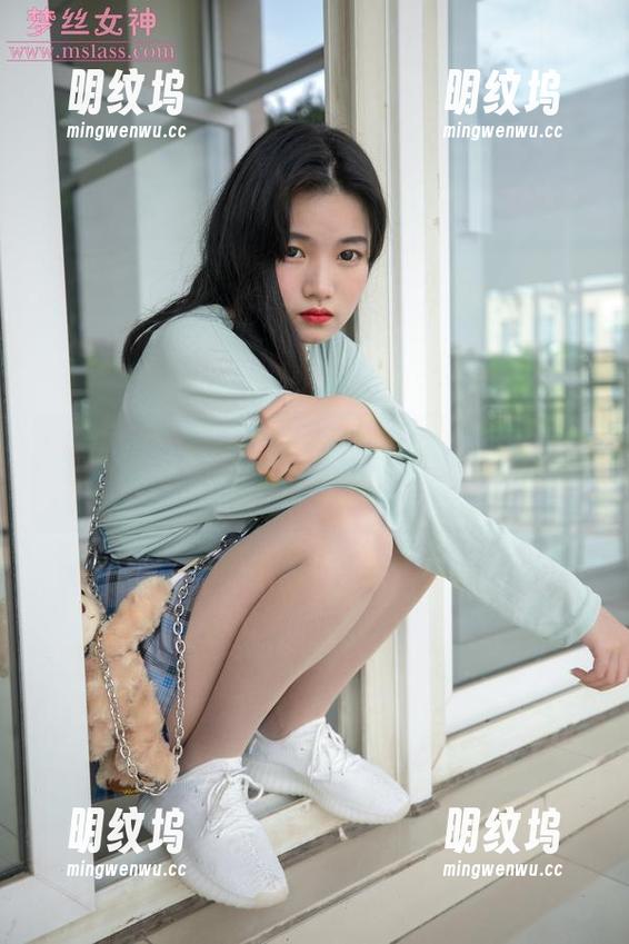 梦丝女神-王娇娇 梦丝女神 - 王娇娇在线美脚合集,腿控们请靠拢过来!