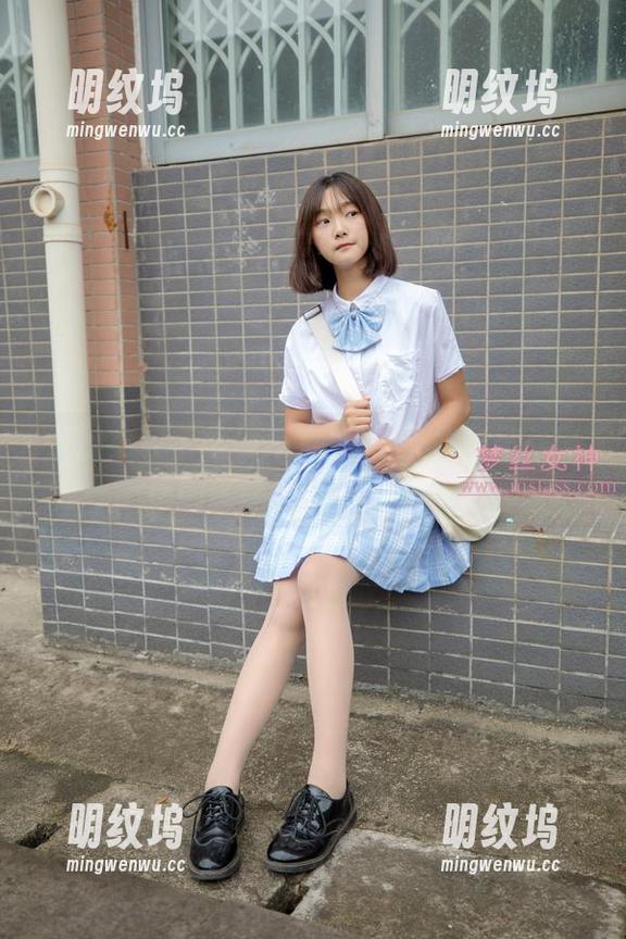 梦丝女神-玥玥 梦丝女神 - 谁能拒绝玥玥的天使作品?美图的世界真是太魔幻了。