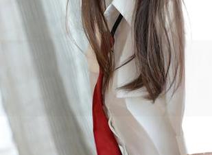 模范学院 – 在Flower朱可儿姐姐的写真集中找乐子,原图风暴来袭!