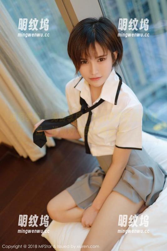 模范学院-SiByl李思宁 模范学院 - 免费享用SiByl李思宁的JK作品,谁说好东西不能白拿?