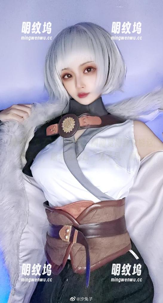 观看汐兔子JK的原图，瞬间觉得我也能这样自信，原来这就是“兔子风”啊！