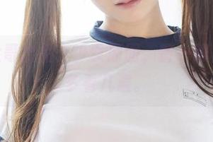 洛丽塔大哥出品:少女原图,瞥一眼就让人想多看几遍。