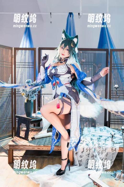 洛璃LoLiSAMA 最新写真集探秘:洛璃LoLiSAMA与赤城礼服的碧蓝航线之旅