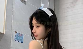 微密圈 – 在图库中追逐火龙果羊的泳衣梦,分享无尽的夏日幻想!