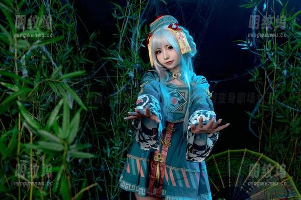 爆机少女喵小吉 爆机少女喵小吉出镜:免费职业装照片让你瞬间变身职场女王!