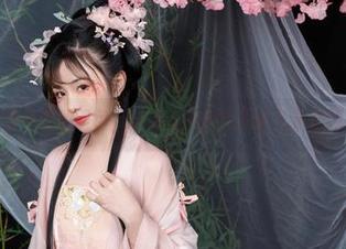 爆机少女喵小吉的图包,能让人不由自主陷入永恒的魅魔梦中