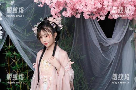 爆机少女喵小吉 爆机少女喵小吉的图包,能让人不由自主陷入永恒的魅魔梦中