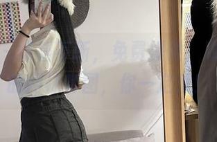 微密圈 – 惊喜不断,免费提供!玫桃泡芙的网袜套图,你一定爱!